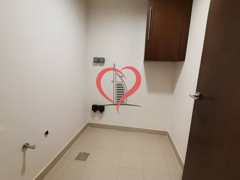 21 3 BHK + Maid's +Laundry and All Facilities