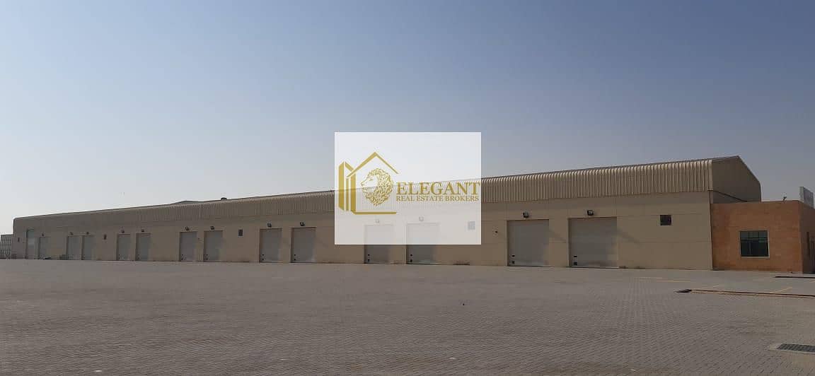 位于迪拜工业园住宅区 的仓库 4000000 AED - 6505105