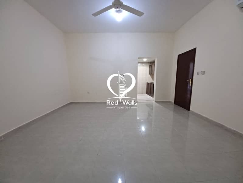 Квартира в Аль Вахда, 33400 AED - 6748716