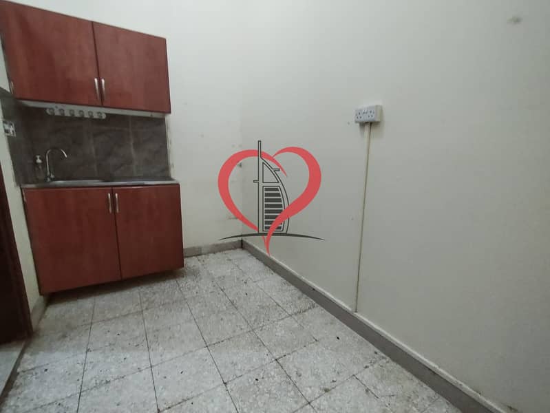 3 Perfect Studio Apartement Available opposite of wahda mall: