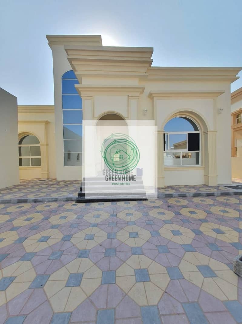 Вилла в Мадинат Аль Рияд, 3 cпальни, 130000 AED - 6422681
