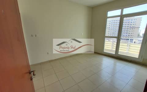 شقة 1 غرفة نوم للايجار في المدينة العالمية، دبي - 20220909_152650. jpg