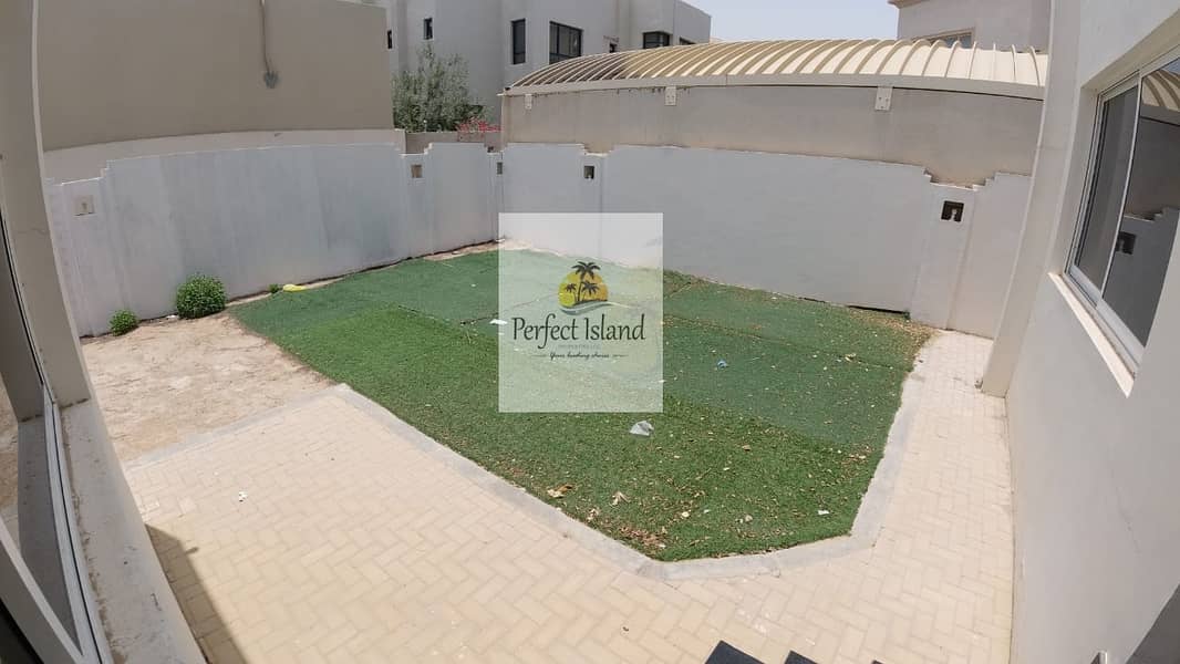 18 Luxurious 3 BR  Private entrance | Pool | Barbecue | Garden | VIP Finishing