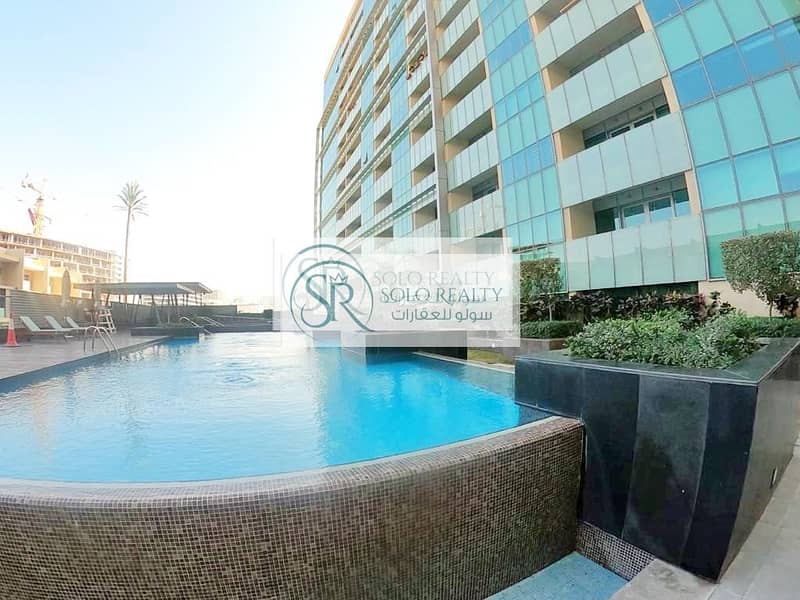 Prestigious 4BR APT I Sea view I Pool & Gym I Balcony