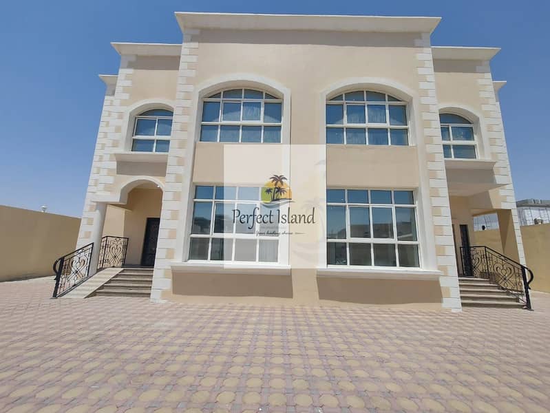 Квартира в Мадинат Аль Рияд, 1 спальня, 34000 AED - 6656153