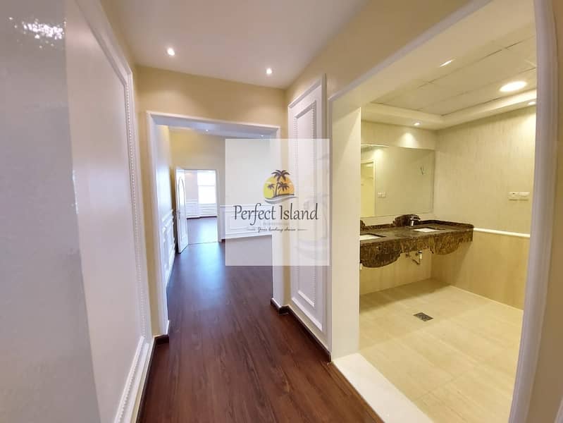 21 Stand alone with Extension | Near Canal Walk