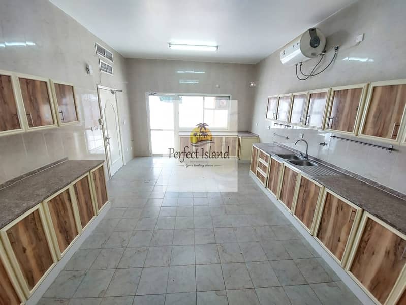 33 Stand alone with Extension | Near Canal Walk