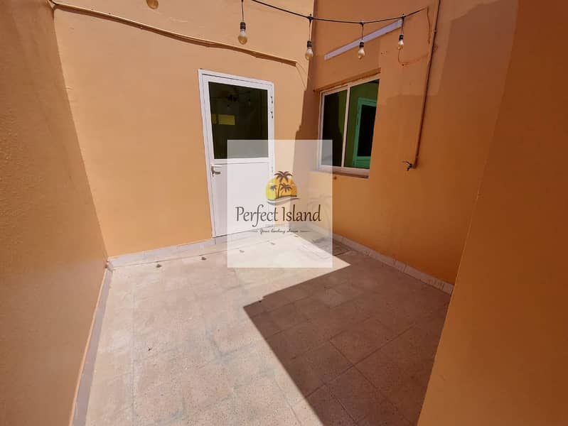 9 Extension Private Entrance| Wide spaces | Yard