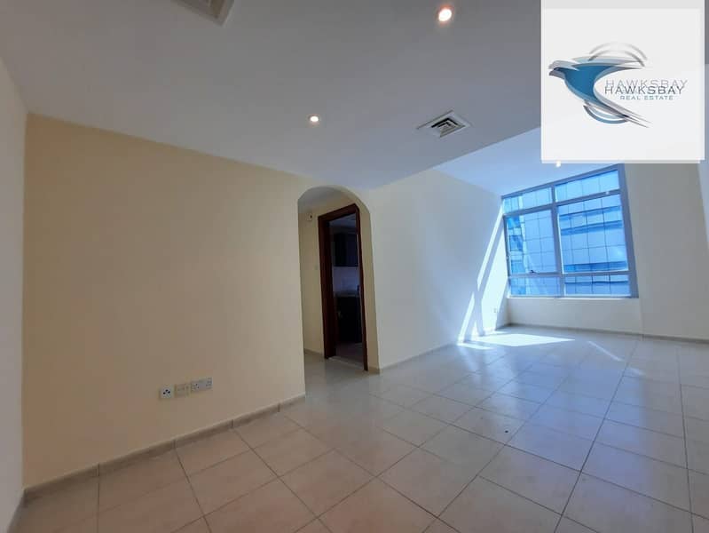 OUTSTANDING | 1 BED ROOM APARTMENT with master room | BASEMENT PARKING