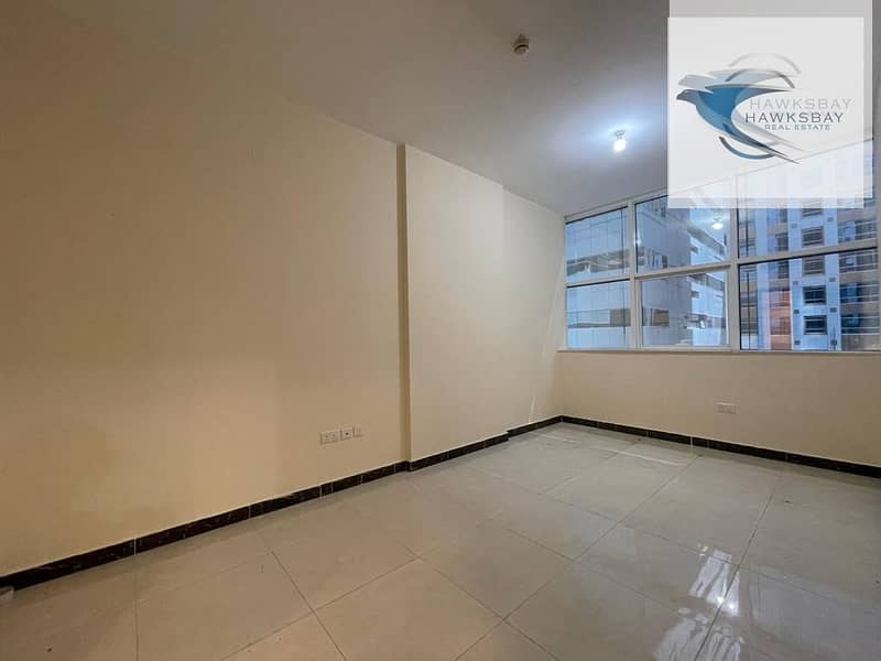 GORGEOUS & GRCEFULL 1BHK APARTMENT| INCANDESCENT ROOMS| CENTRAL GAS| PARKING