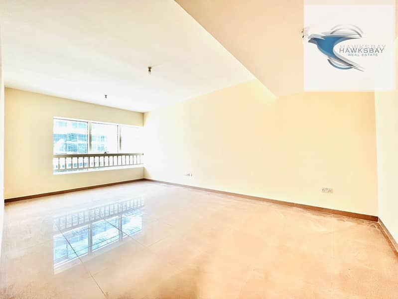 Квартира в Аль Нахьян，Аль Мамура, 2 cпальни, 65000 AED - 6324067