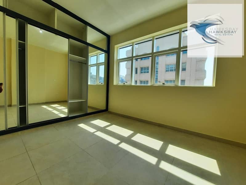 ELEGANT | 2 BED ROOM APARTMENT | FITTED WARDROBES | BALCONY