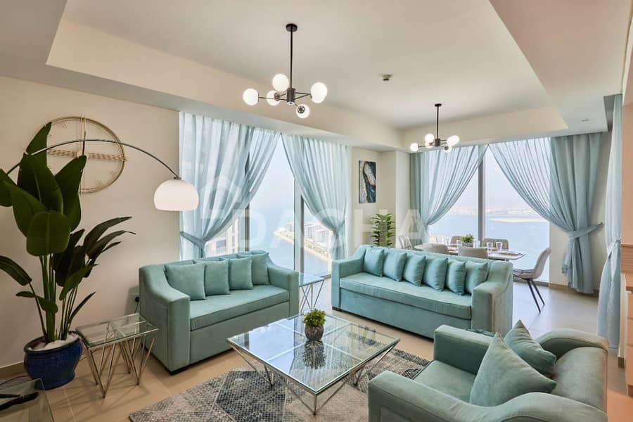 Breathtaking Views / Modern Furniture / Chiller Free Breathtaking Views / Modern Furniture / Chiller Free