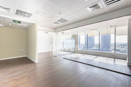 Office for Rent in Business Bay, Dubai - Fitted and Best Location with Canal View