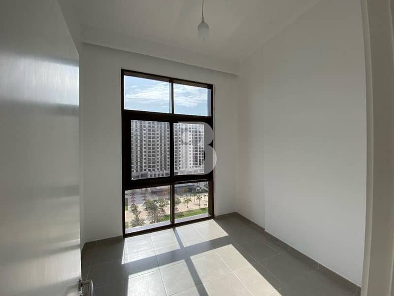 STUNNING PARK VIEW | SPACIOUS | MID FLOOR STUNNING PARK VIEW | SPACIOUS | MID FLOOR