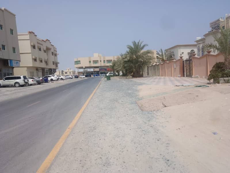 للبيع ارض سكنى تجارى بعجمان منطقه الروضه 2مساحه الارض 465 متر مربع 5000 الف قدم للبيع ارض سكنى تجارى بعجمان منطقه الروضه 2مساحه الارض 465 متر مربع 5000 الف قدم