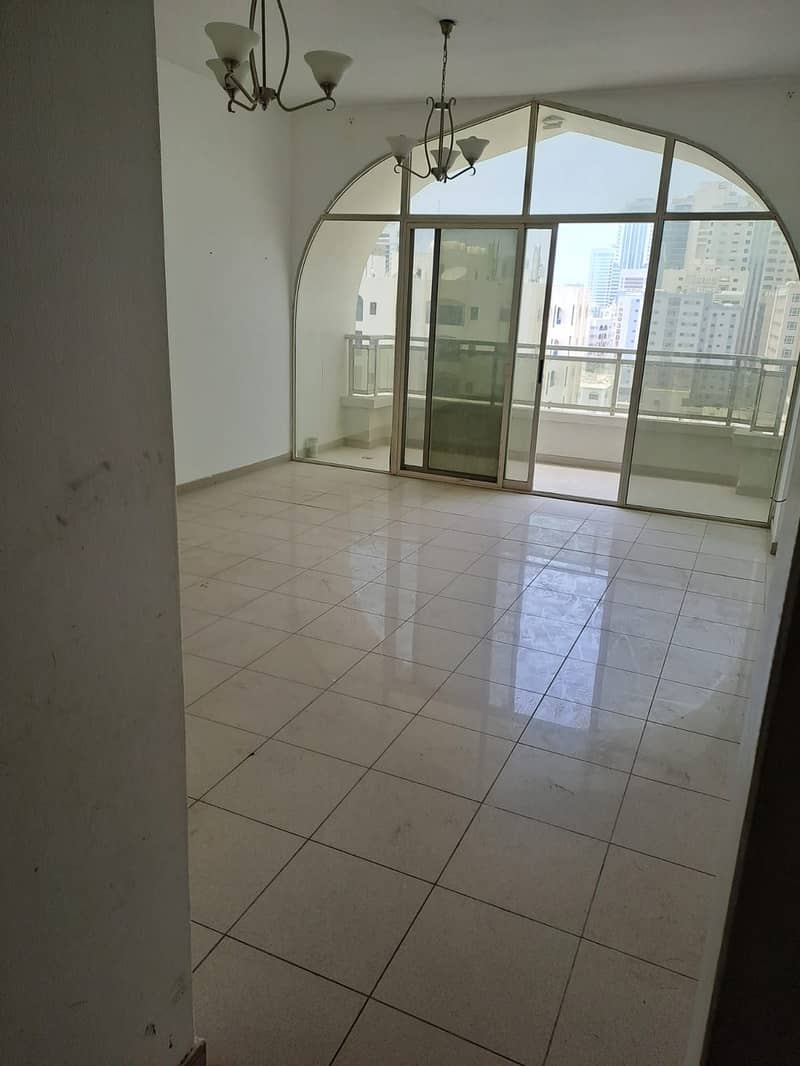 For rent Abu Shagara, close to Day to Day Abu Shagara and the second number from King Faisal Street