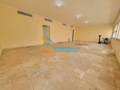 شقة 3 غرف نوم للايجار في شارع إلكترا‬، أبوظبي - WhatsApp Image 2023-09-23 at 1.11. 29 PM. jpeg