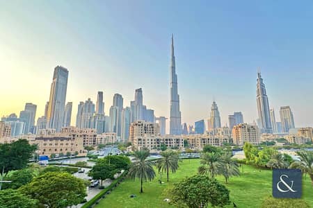 2 Bedroom Apartment for Sale in Downtown Dubai, Dubai - Vacant | Burj Khalifa View | Large Layout