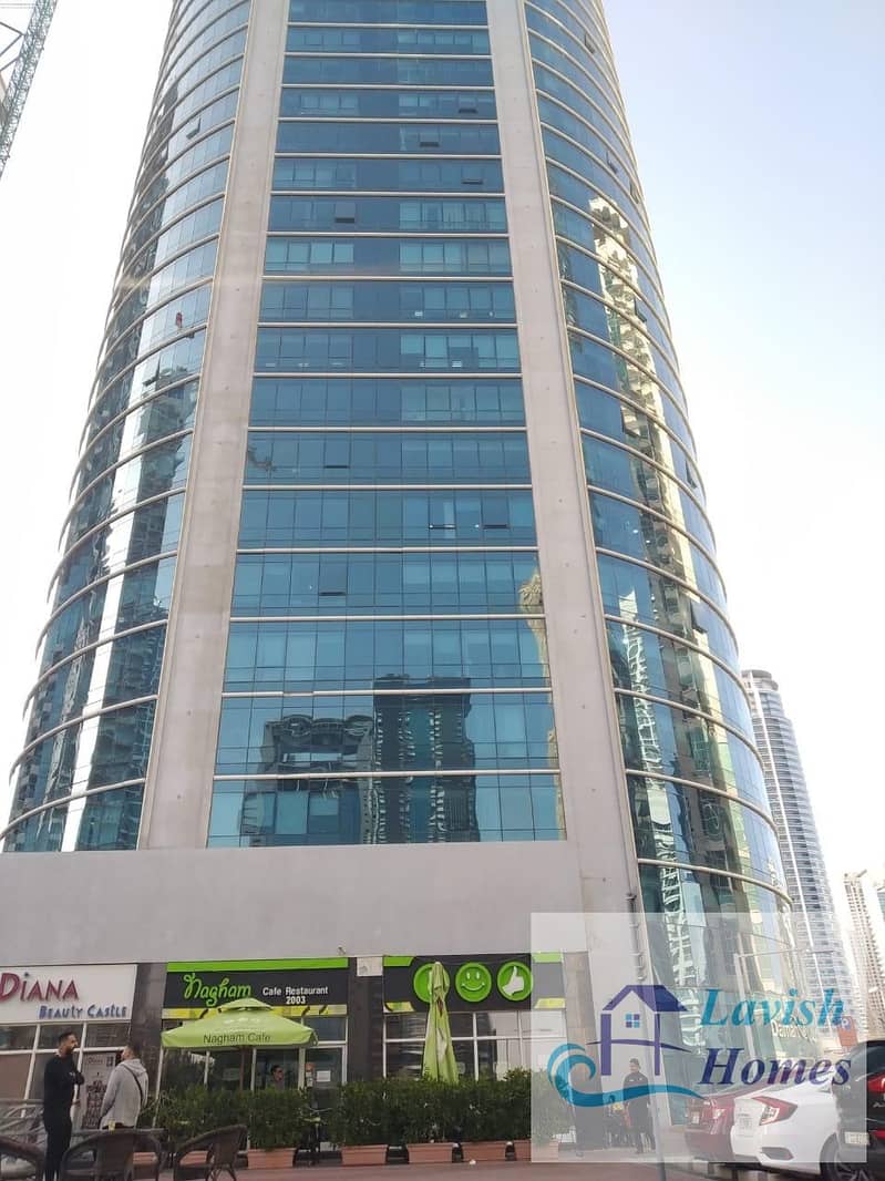 JLT ready to move in Office next to metro in Fortune Tower higher floor lake and SKZ road view Rent 48k/-