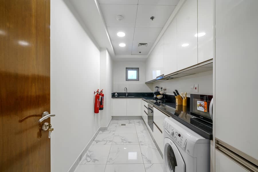 12 Kitchen Area
