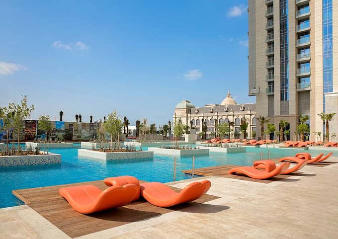 15 Pool Area