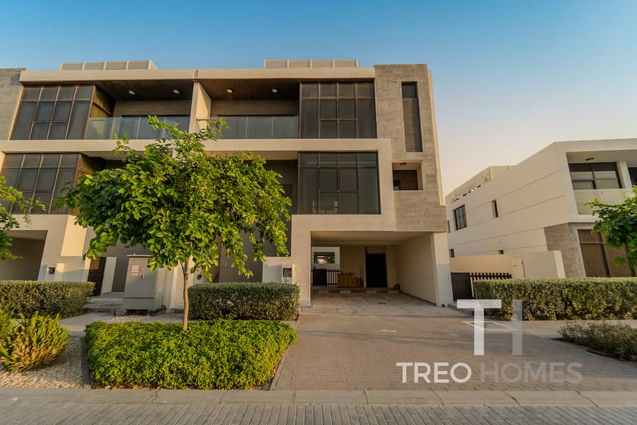 Fendi Finishing I Golf Facing I 3BHK + M Fendi Finishing I Golf Facing I 3BHK + M
