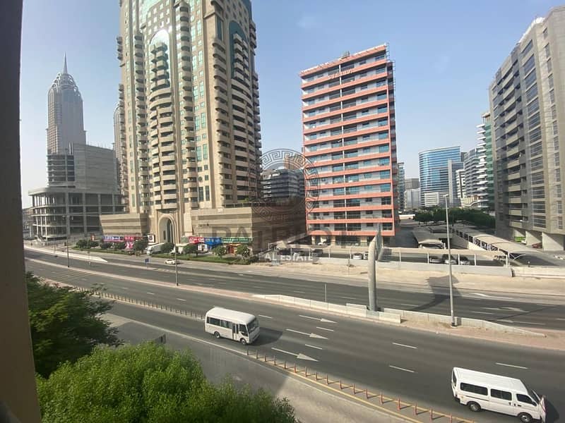 Amazing View || Huge Layout Amazing View || Huge Layout