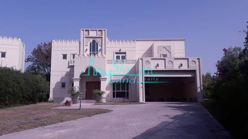 4+Maid Entertainment Foyer Islamic Cluster