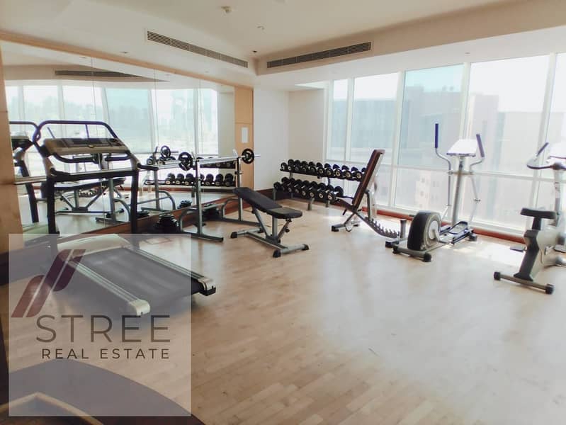 8 Gym