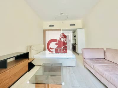 Furnished Studio in Jaddaf | Specious | Fair Rent | Ready to move | All Modern Facilities and Amenities