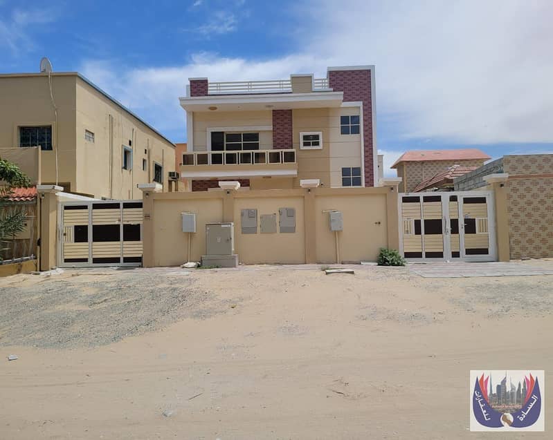 luxury available villa for sale in al rawda 1 ajman  6 bedrooms 2 hall majls 2 larger kichen