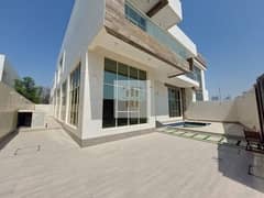 Exquisite Modern 6 Bed | Elevator | Private Pool Prime Location