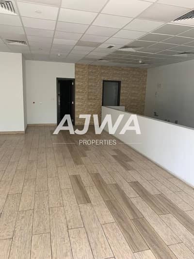 Shop for Sale in Jumeirah Lake Towers (JLT), Dubai - Rented And Fitted Shop For Sale In JLT Near Metro