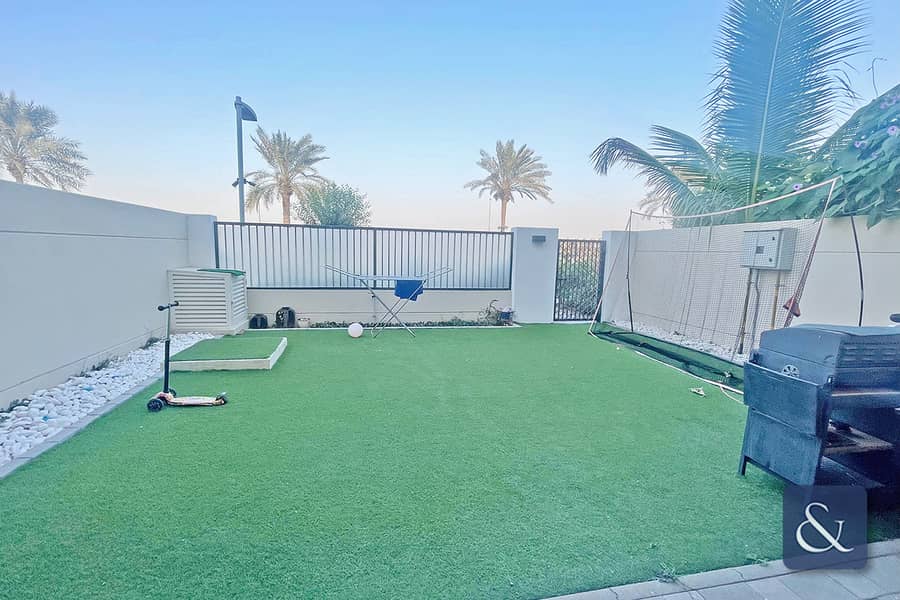 Redecorated Inside | Single Row | Multiple Cheques Redecorated Inside | Single Row | Multiple Cheques