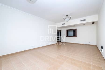 2 Bedroom Apartment for Sale in Dubai Festival City, Dubai - Spacious | Maid's Room | Well Mainatined