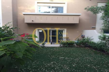 2 Bedroom Townhouse for Sale in Al Reef, Abu Dhabi - Well Maintained with a Lovely Garden