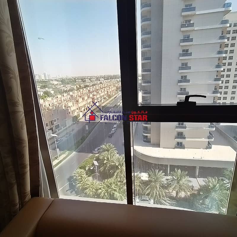 6 STUNNING Golf View  Specious 2 Bedroom Furnished Apt  Ready to Move