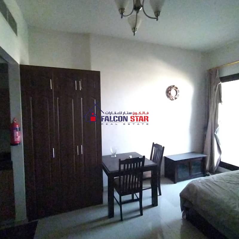 8 CITY VIEW - UPGRADED FURNISHED STUDIO IN ELITE 10 FOR RENT