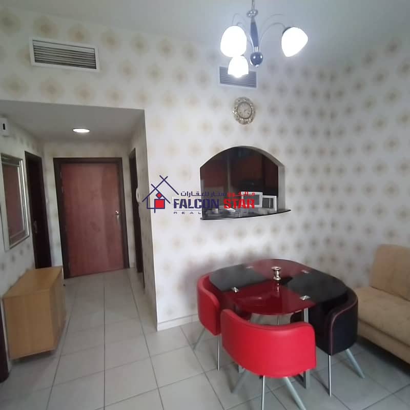2 LUXURIOUS FURNISHED 1 BED  CLOSE KITCHEN WITH APPLIANCES  READY TO MOVE