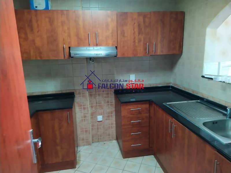 11 LUXURIOUS FURNISHED 1 BED  CLOSE KITCHEN WITH APPLIANCES  READY TO MOVE