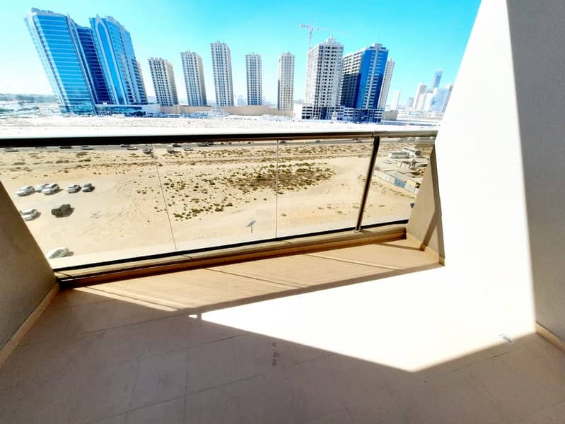 13 PAY 2700/M - UTILITIES CONNECTED - LUXURY FURNISHED STUDIO