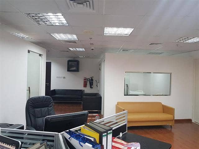 Spacious: 1087 sqft - Well Design, Fully Fitted office with 2 Parkings