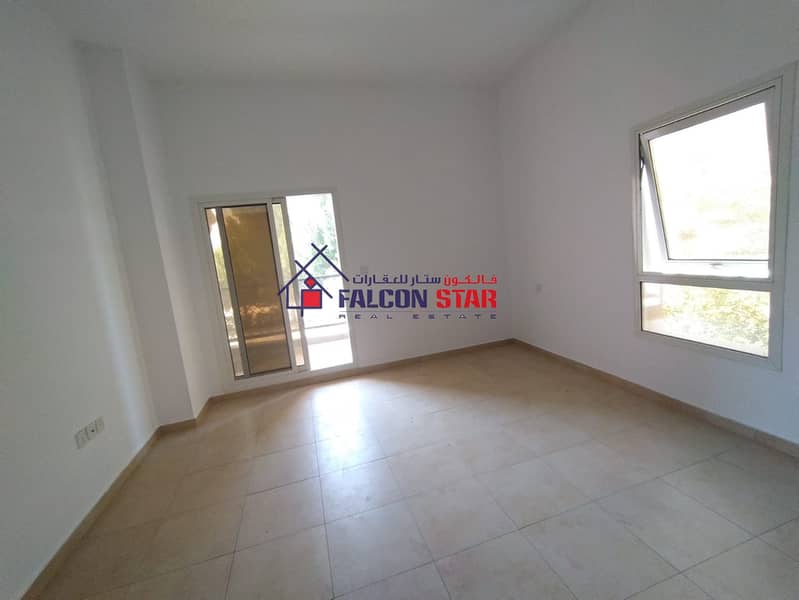 14 OPPOSITE TO SCHOOL AND GARDEN -  HUGE LAYOUT l BRIGHT 3 BEDROOM - CLOSE KITCHEN