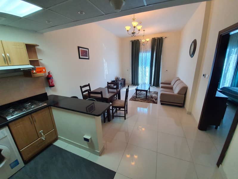 2 BEST PRICE | 815 sq ft SIZE | FURNISHED ONE BEDROOM | MID FLOOR