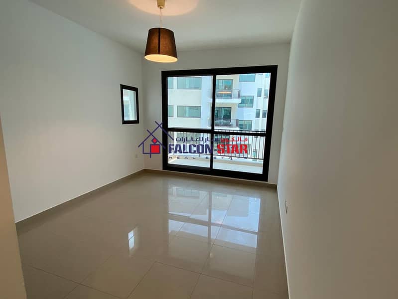 6 NO COMMISSION - POOL VIEW  SPACIOUS TWO BHK WITH HUGE BALCONIES