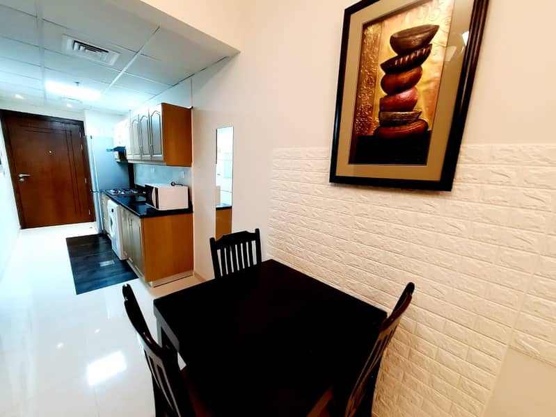 11 PAY 2700/M - UTILITIES CONNECTED - LUXURY FURNISHED STUDIO