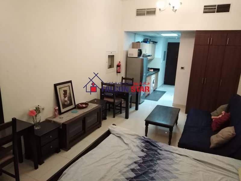 6 FULLY FURNISHED | BIGGER SIZE | MID FLOOR