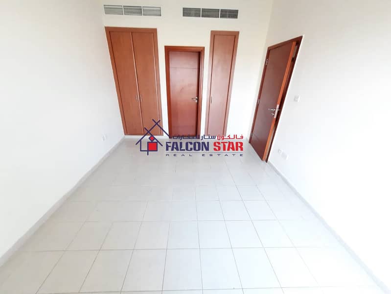 5 LIVE WITH COMFORT | SPACIOUS ONE BED WITH BALCONY | PRIME LOCATION GREENS