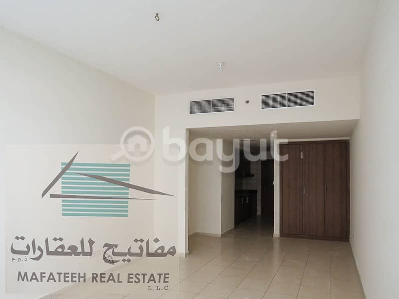 Studio available for RENT, FRONT TOWER with covered parking at only AED 16,000 only.